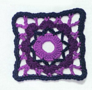 modern-crochet-square-pattern