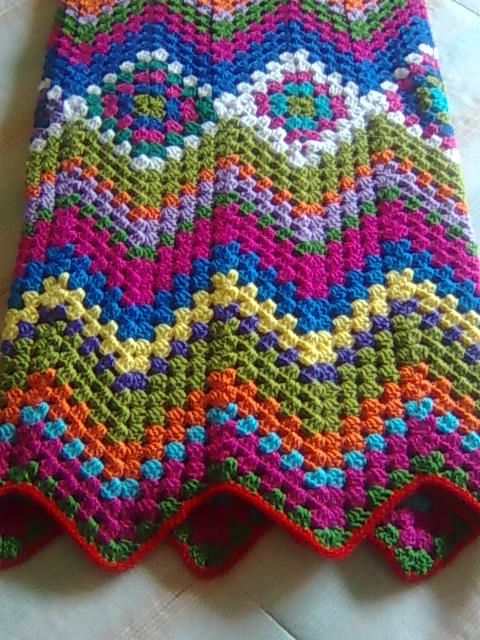 granny squares and zig zag ⋆ Crochet Kingdom