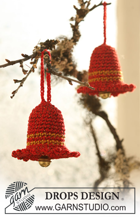 Crochet Christmas bell ornament pattern