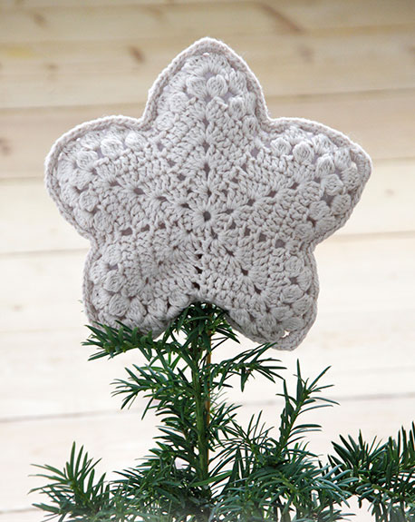 Top That! Christmas star crochet topper