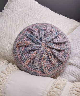 Starburst Pillow Free Crochet Pattern ⋆ Crochet Kingdom