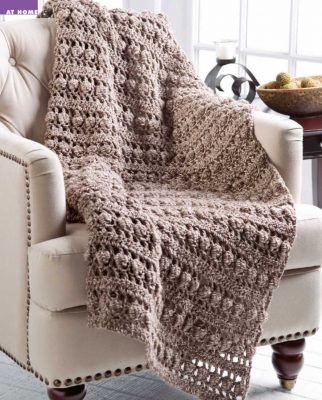 Free Crochet Pattern for a Tree Bark Throw ⋆ Crochet Kingdom