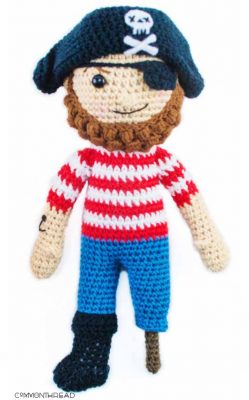 Free Crochet Pattern for an Amigurumi Pirate ⋆ Crochet Kingdom